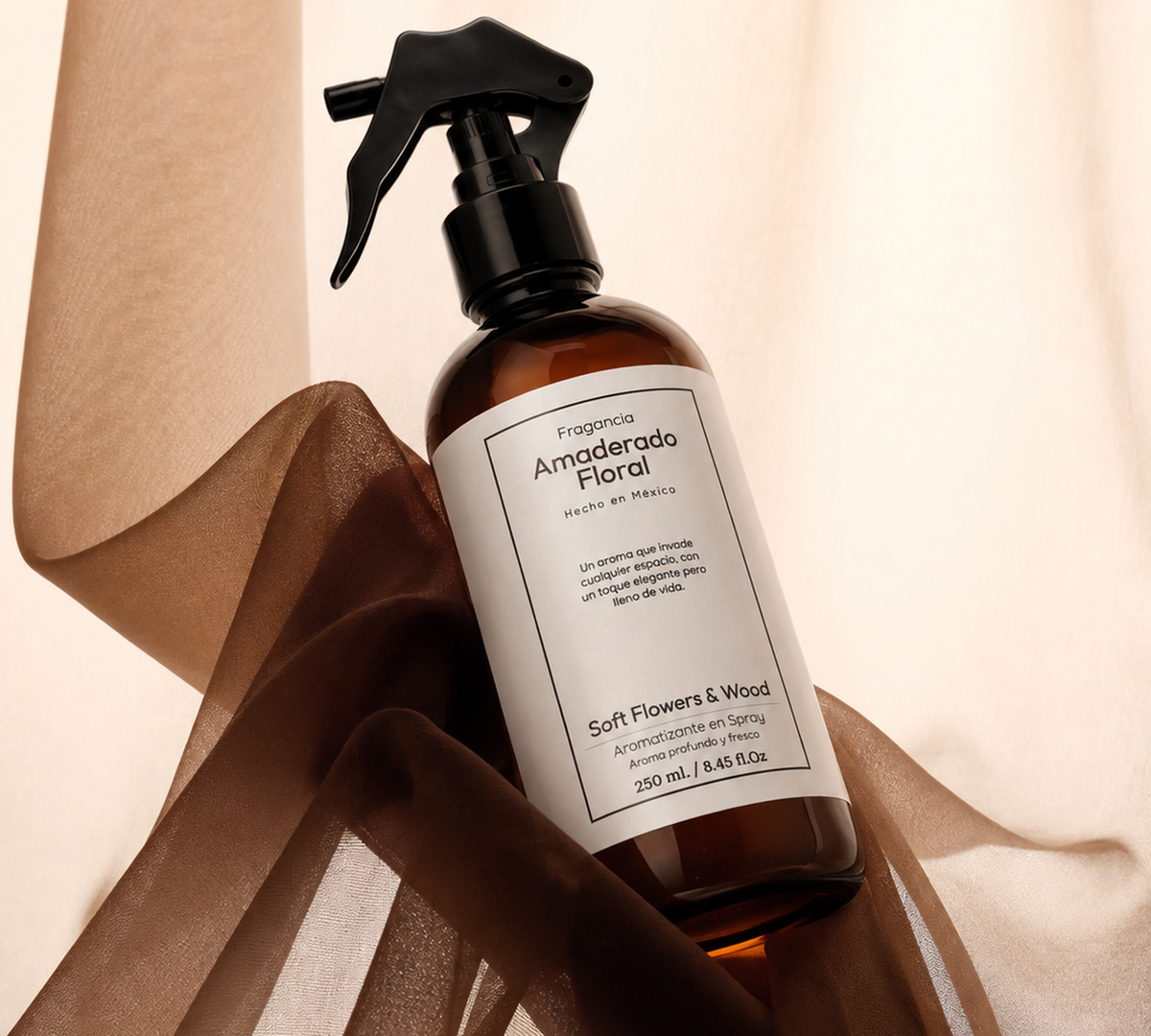 Aromatizante de Hogar en Spray: Amaderado Floral Soft Flowers & Wood 250ml.
